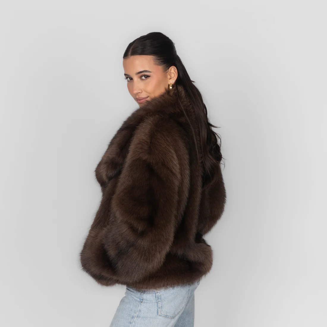 Bold Faux Fur Jacket - Image 9